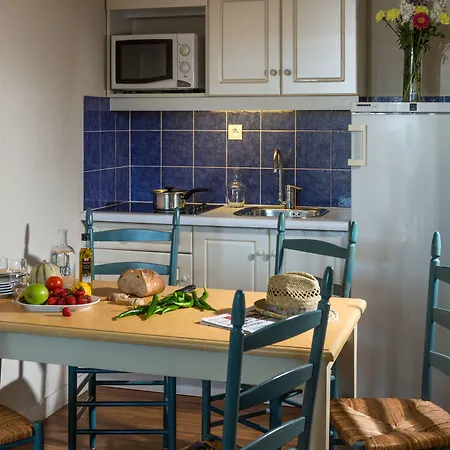 Bleues Le Grand Large אתר נופש 3*