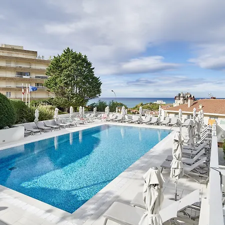 Bleues Le Grand Large Μπιαρίτζ