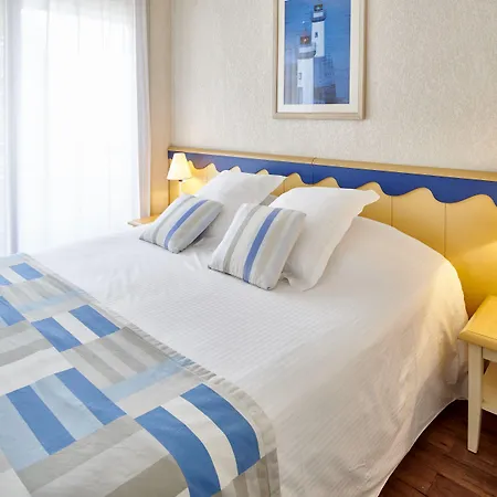 Bleues Le Grand Large Biarritz