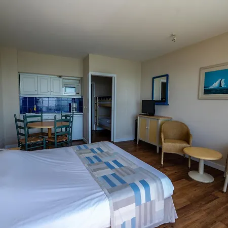 Bleues Le Grand Large Biarritz