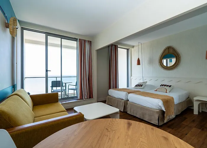 Resort Bleues Le Grand Large Biarritz