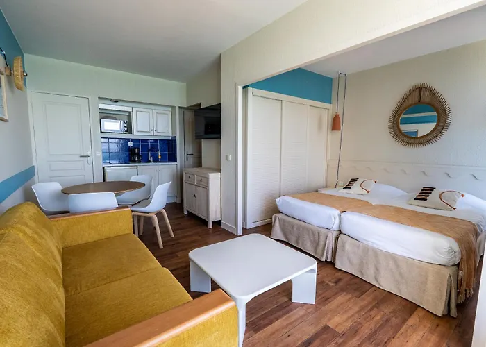 Bleues Le Grand Large Ośrodek wypoczynkowy 3*