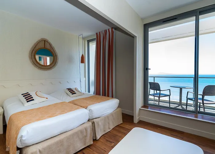 Bleues Le Grand Large Resort 3*